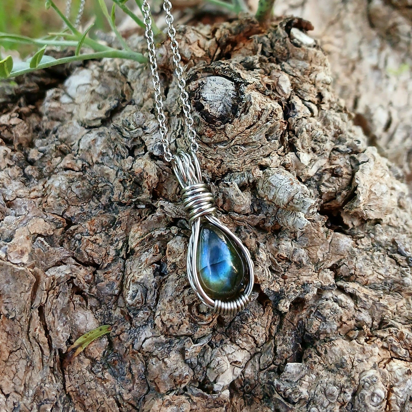 Mini Colar "Forever One" de Labradorite multicolor - Coleção de Outono