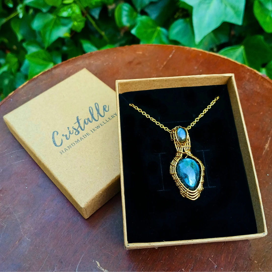 Colar "Victorian" de Labradorite Azul Ouro 18K - Coleção de Outono