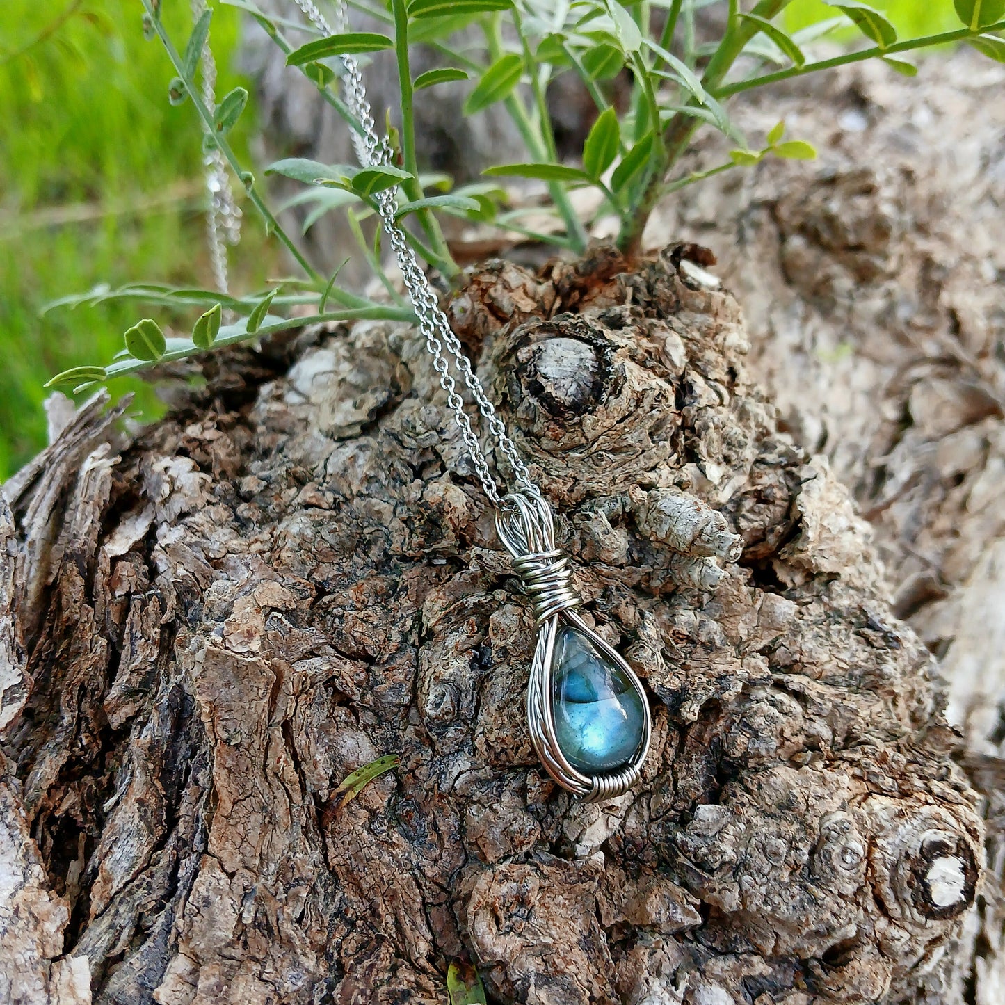 Mini Colar "Forever One" de Labradorite azul - Coleção de Outono