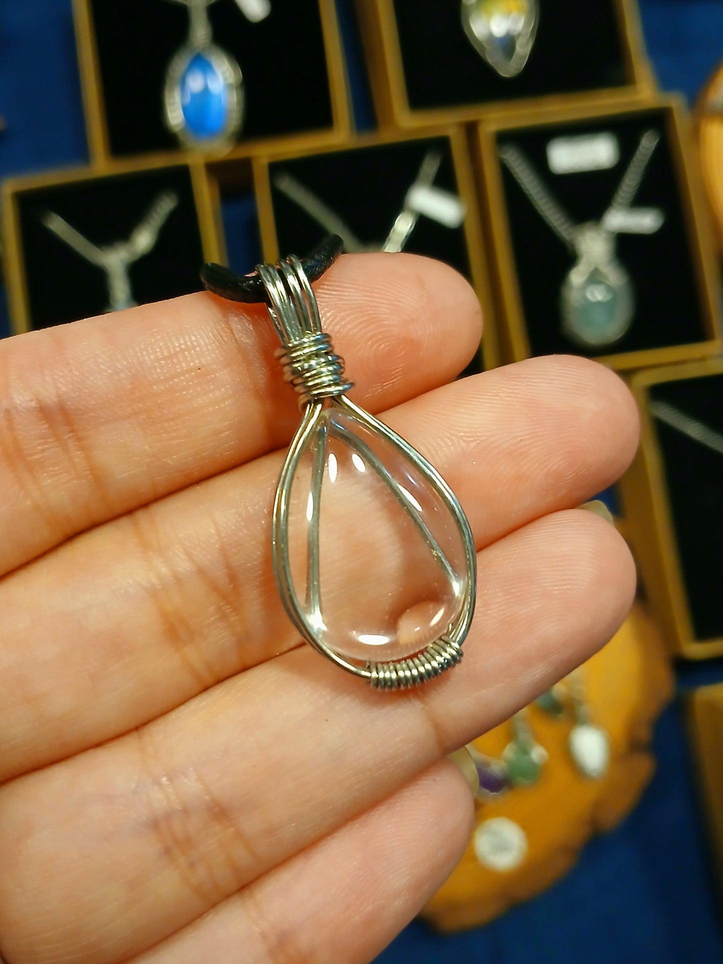 Colar "Forever" de Quartzo Cristal
