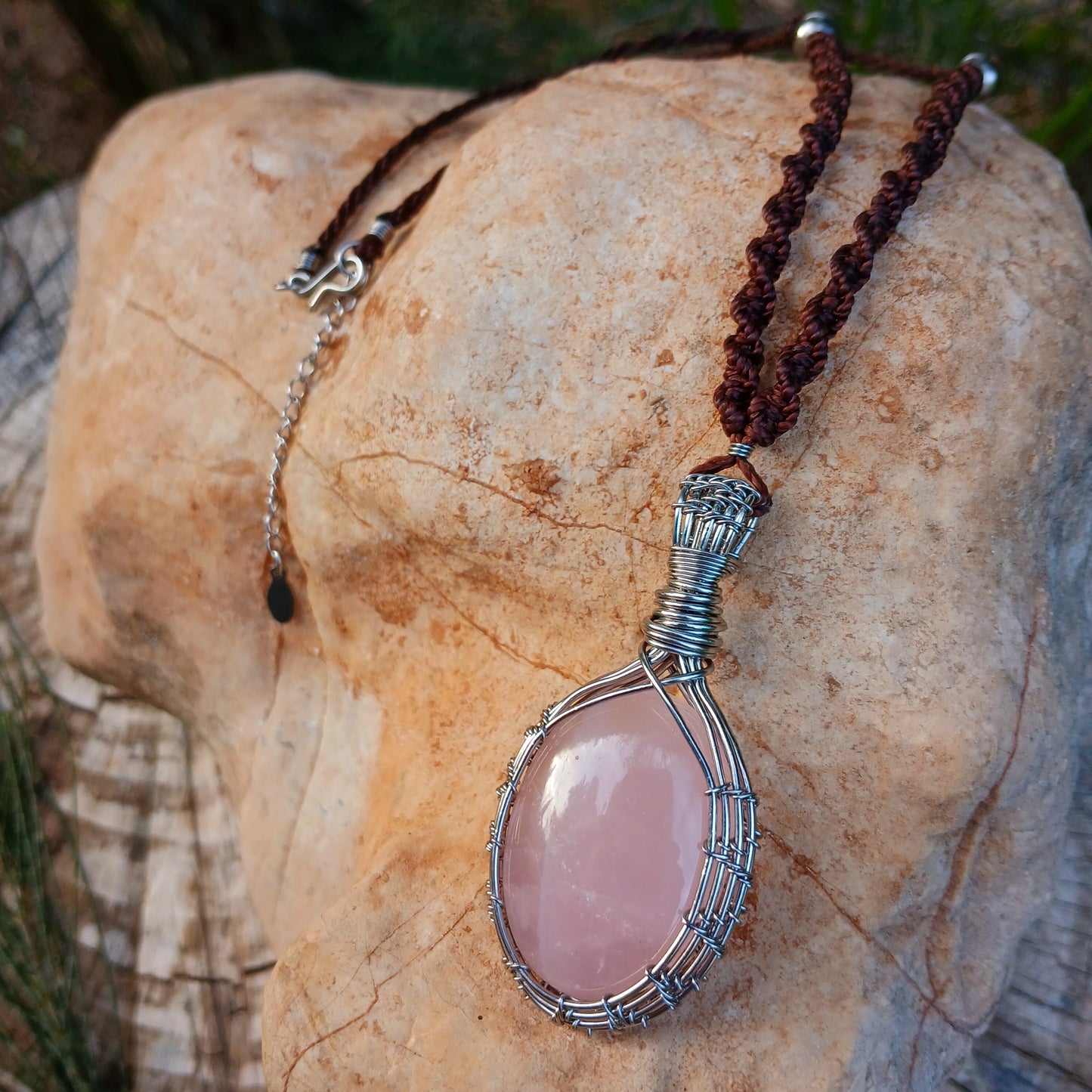 Colar "Oak" de Quartzo Rosa - Coleção de Outono