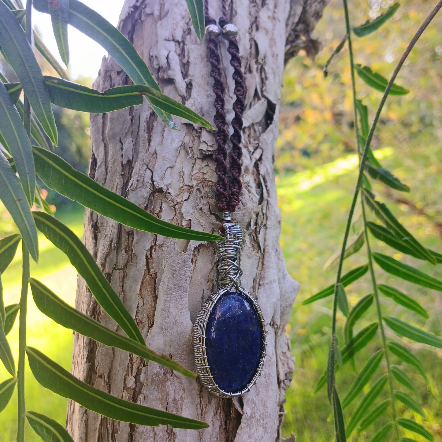 Colar "Pine tree" de Lápis-lazuli - Coleção de Outono