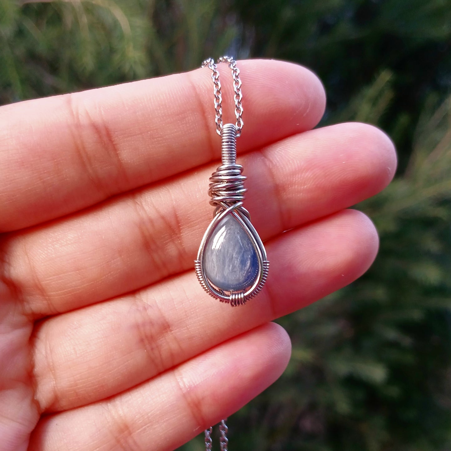 Mini Colar "Classic" de Cianite Azul - Coleção de Outono