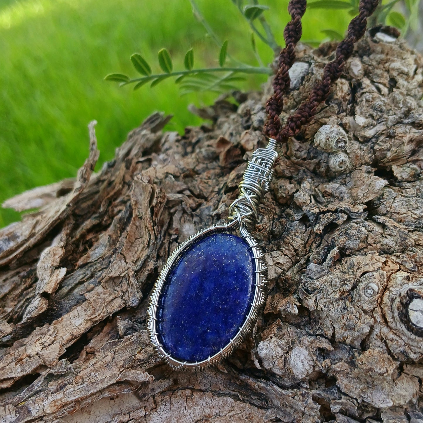 Colar "Pine tree" de Lápis-lazuli - Coleção de Outono