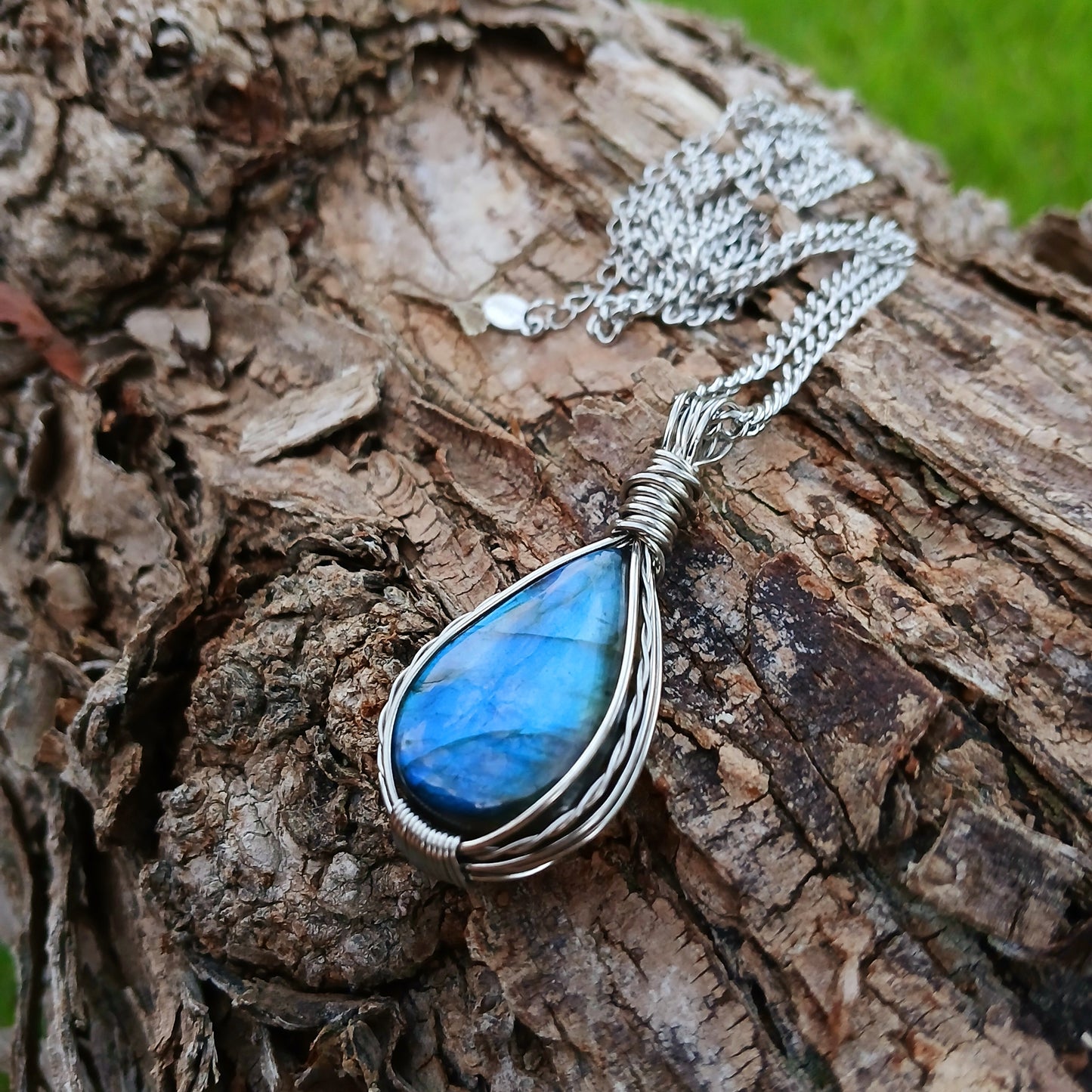 Colar "Forever One" de Labradorite multicolor - Coleção de Outono