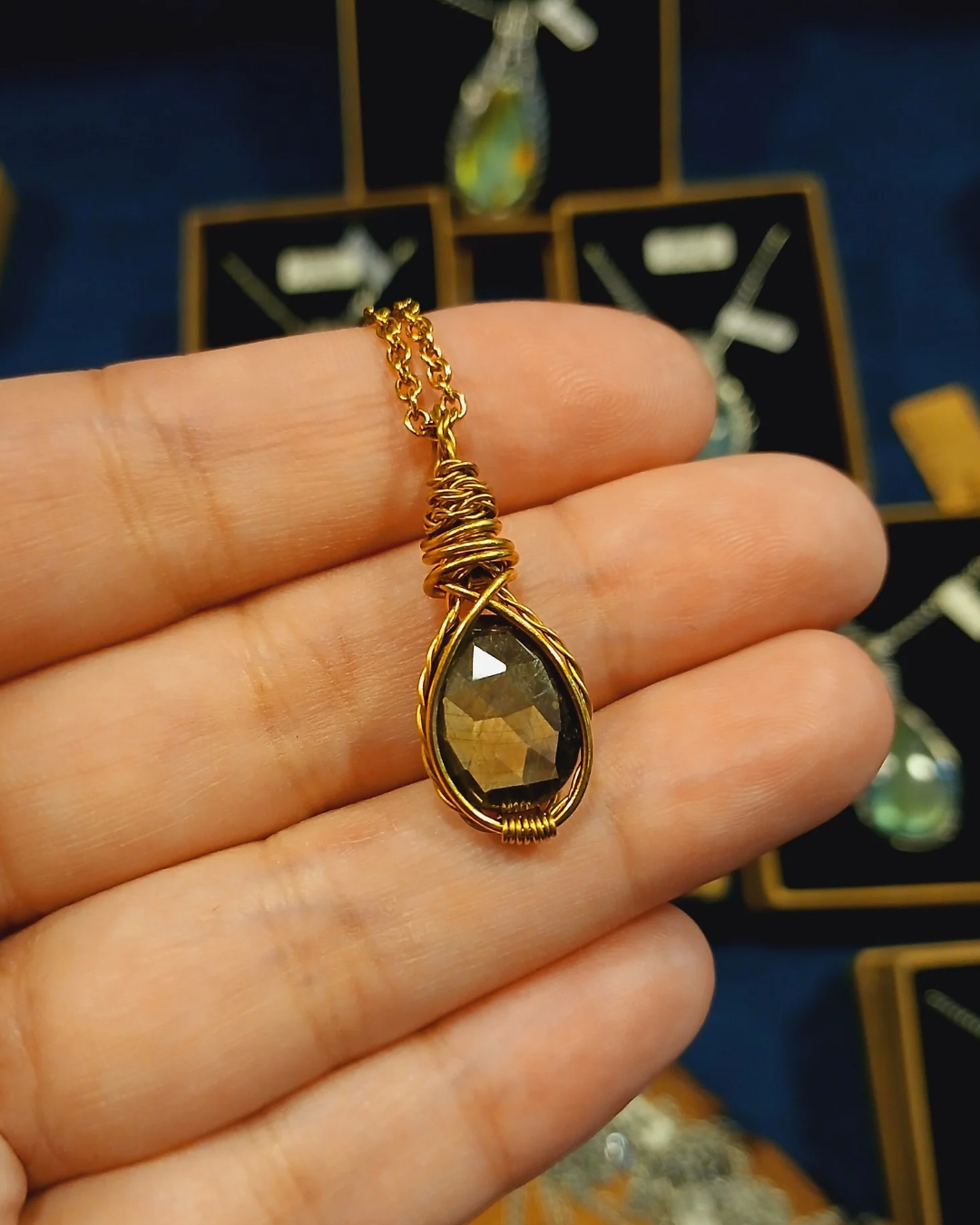 Colar "Classic Trançado" de Safira Castanha - Ouro 18K