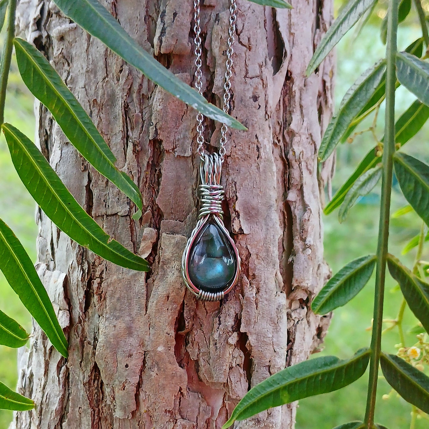 Mini Colar "Forever One" de Labradorite azul - Coleção de Outono