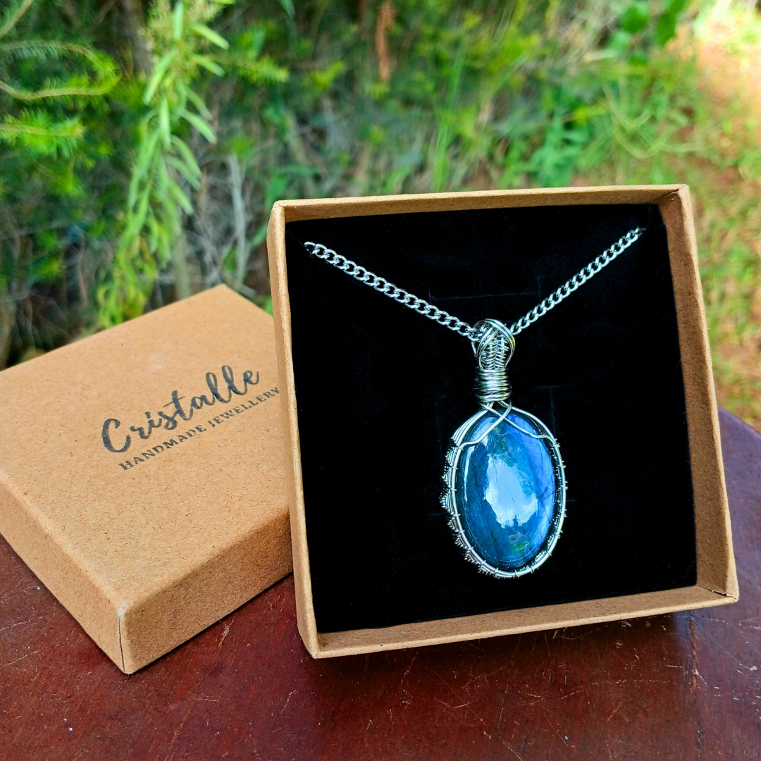 Colar "Pine tree" de Labradorite Azul - Coleção de Outono