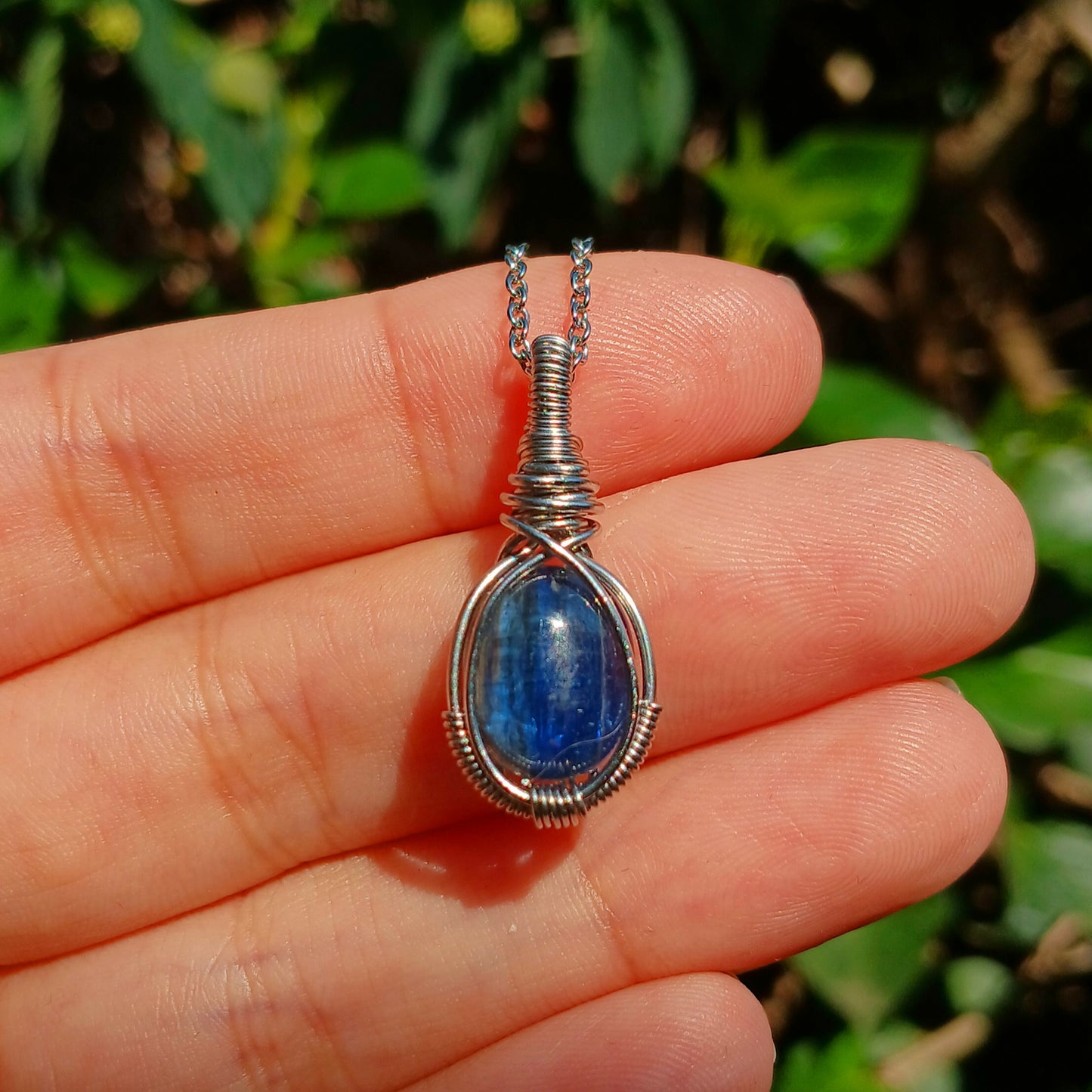 Mini Colar "Classic" de Cianite Azul - Coleção de Outono