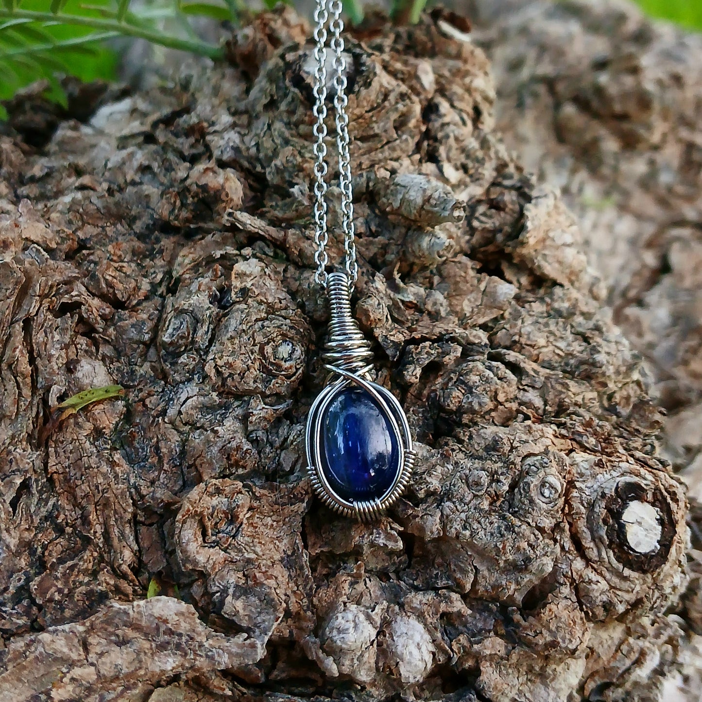 Mini Colar "Classic" de Cianite Azul - Coleção de Outono