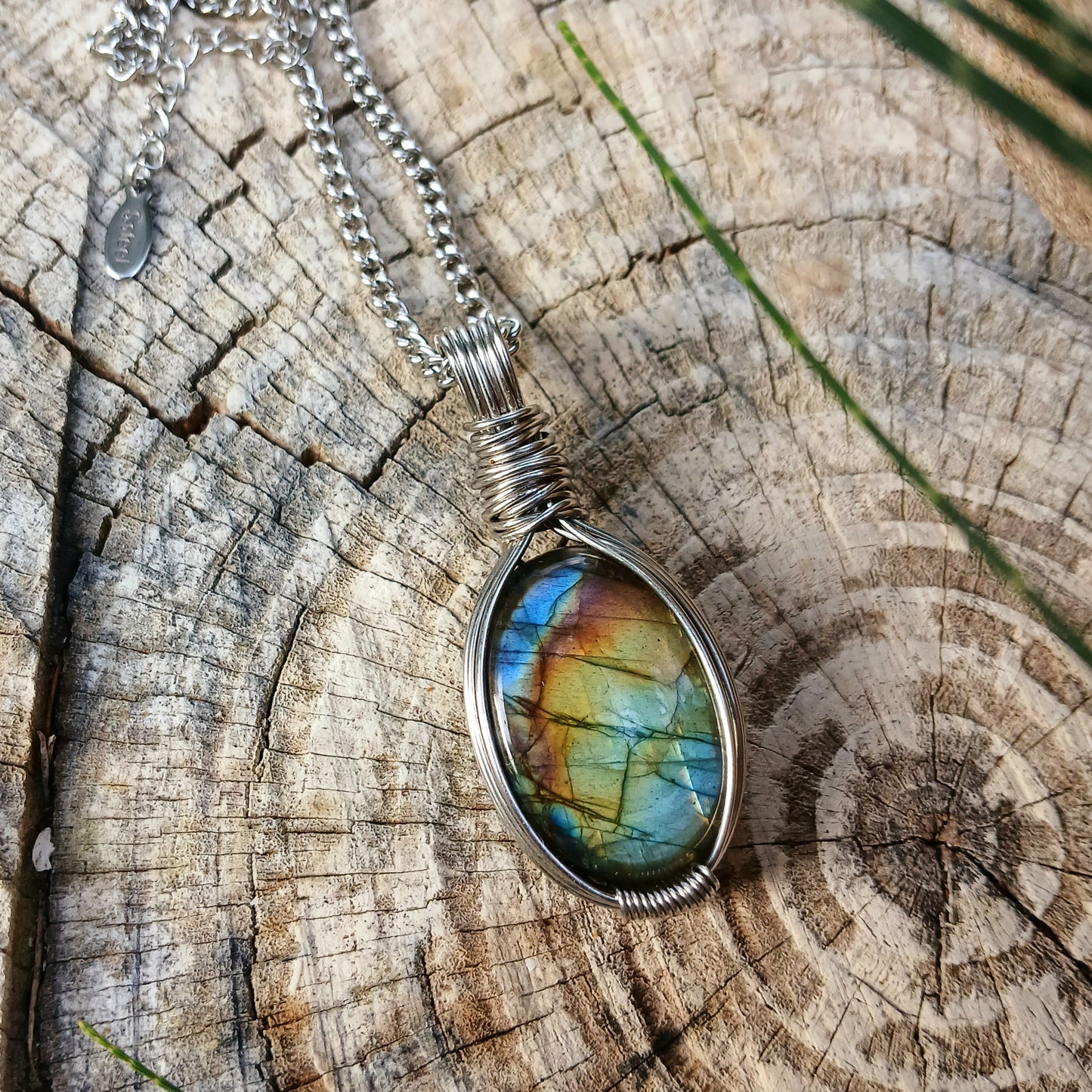Colar "Forever" de Labradorite multicolor - Coleção de Outono