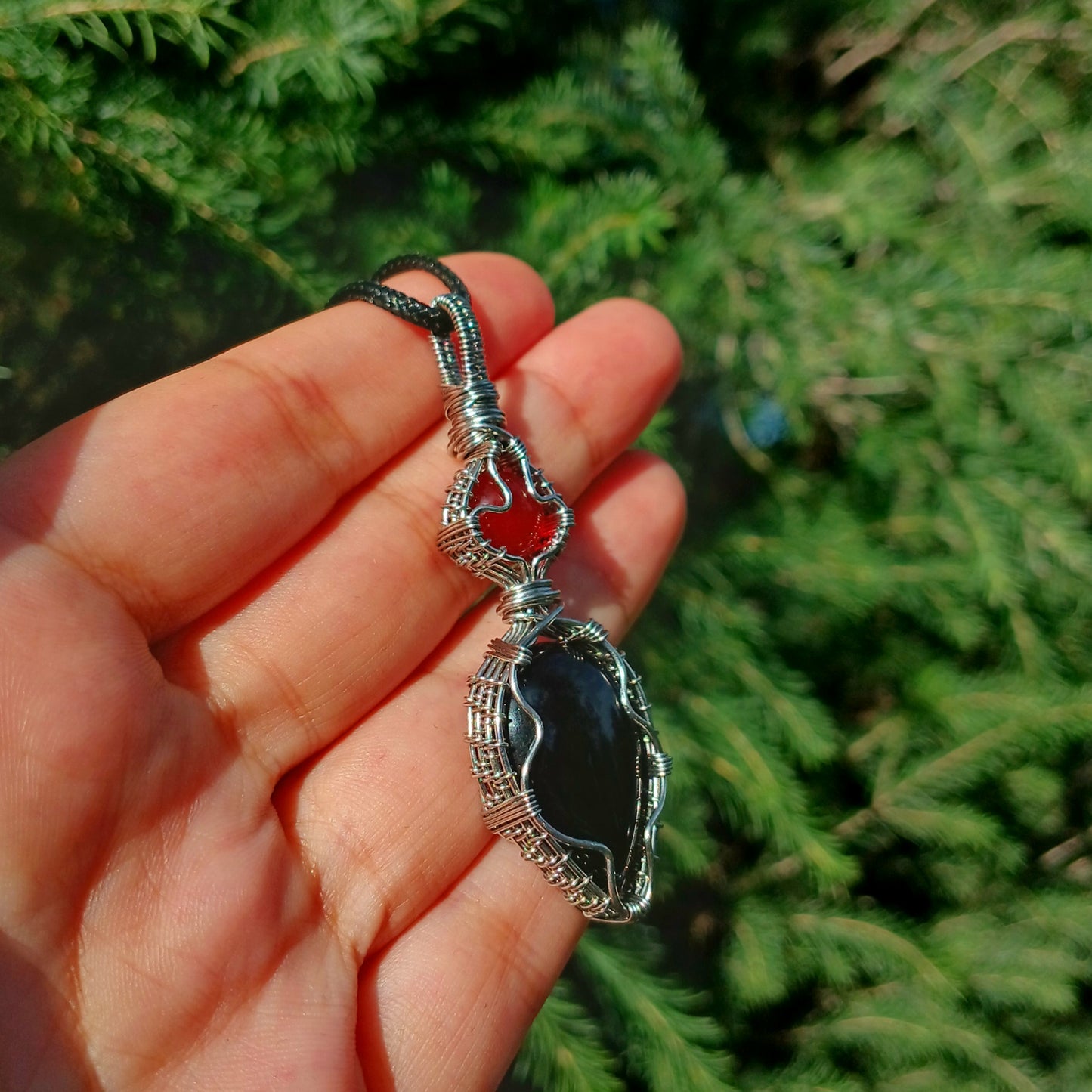 Colar "Cherry" de Cornalina e Obsidiana Negra - Coleção de Outono