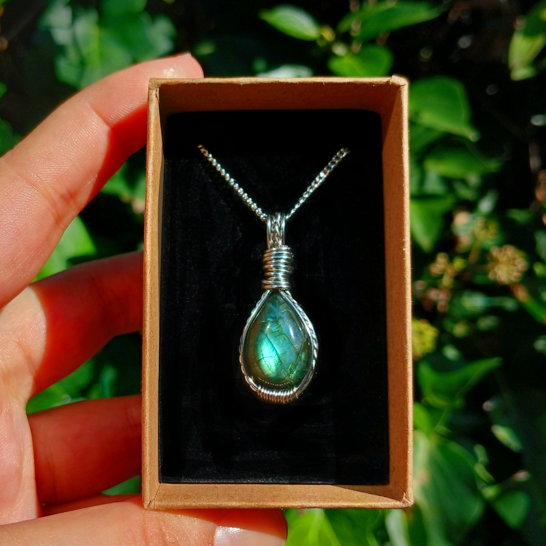 Mini Colar "Forever One" de Labradorite verde - Coleção de Outono