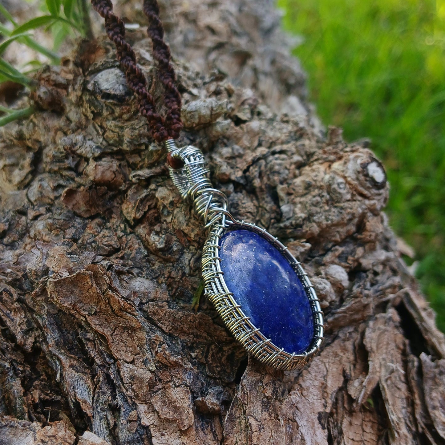 Colar "Pine tree" de Lápis-lazuli - Coleção de Outono