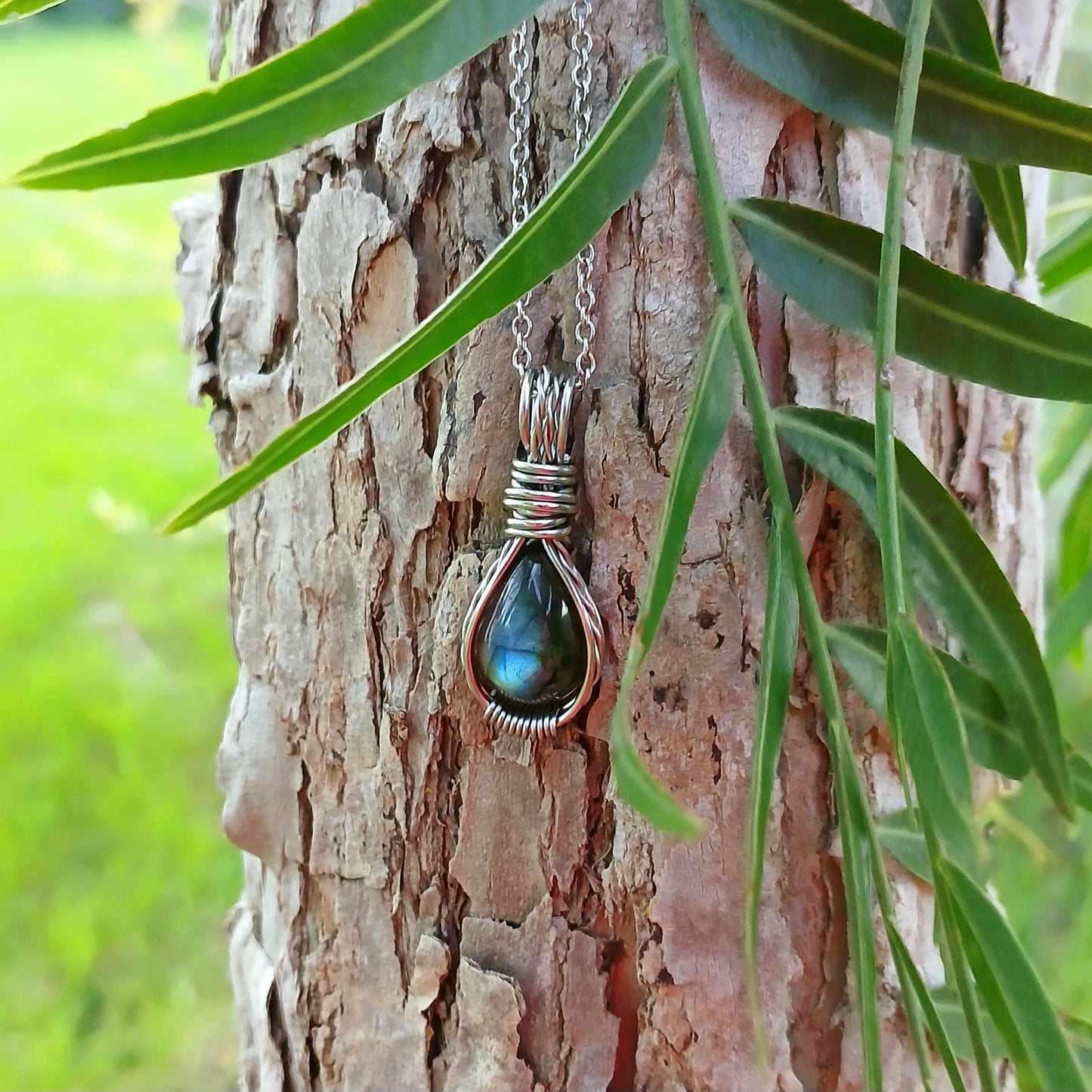 Mini Colar "Forever One" de Labradorite multicolor - Coleção de Outono