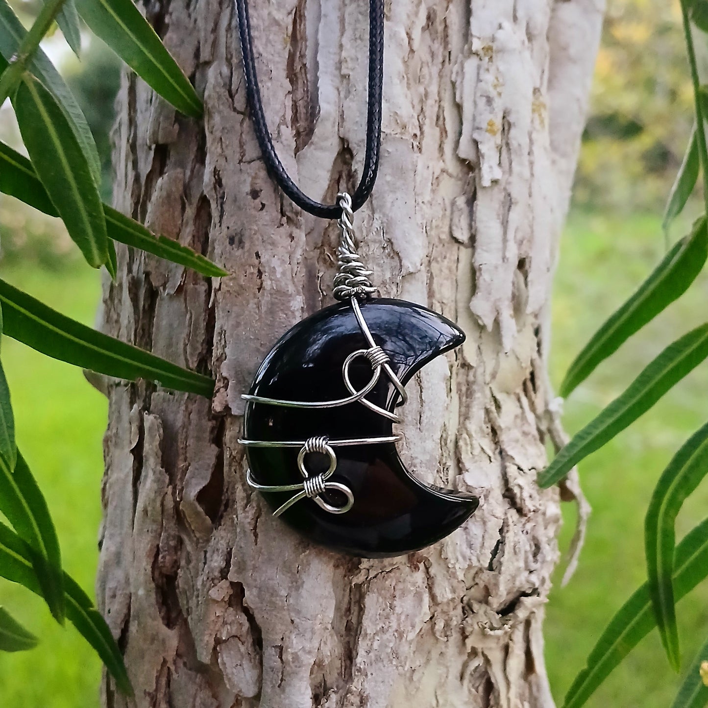 Colar "Moon" de Obsidiana Negra- Coleção de Outono