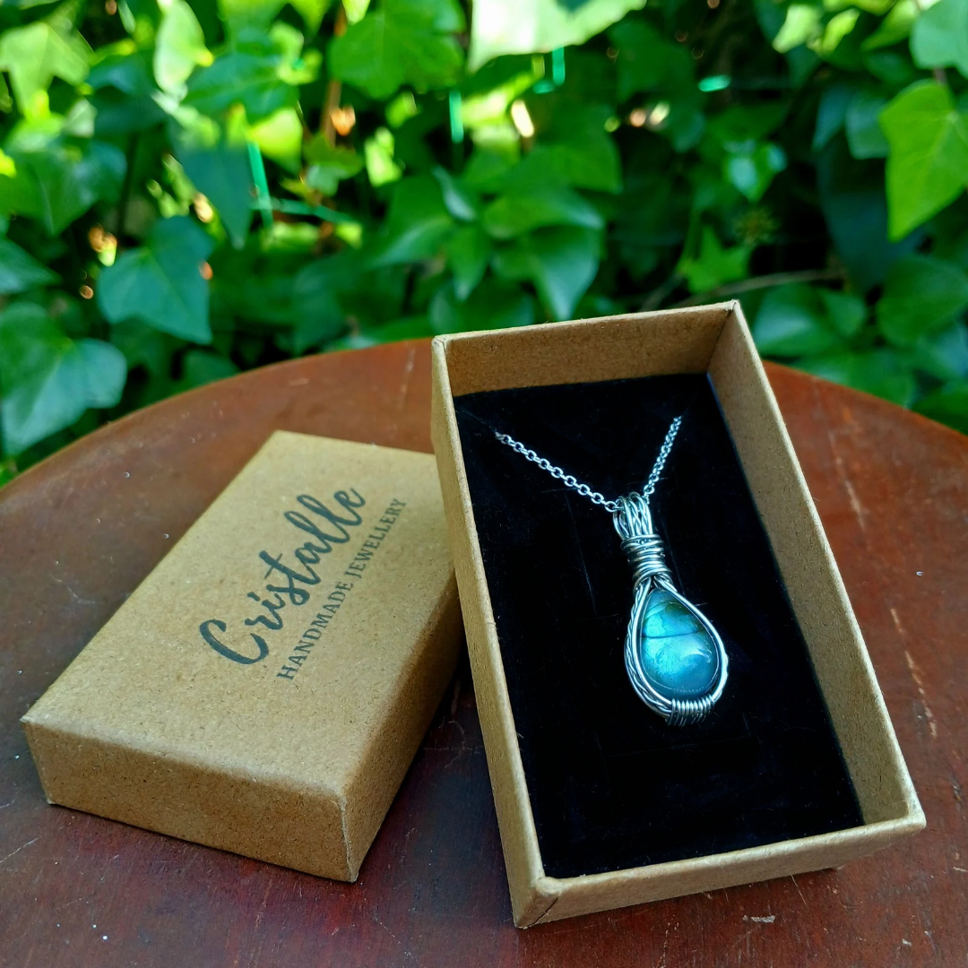 Mini Colar "Forever One" de Labradorite azul - Coleção de Outono