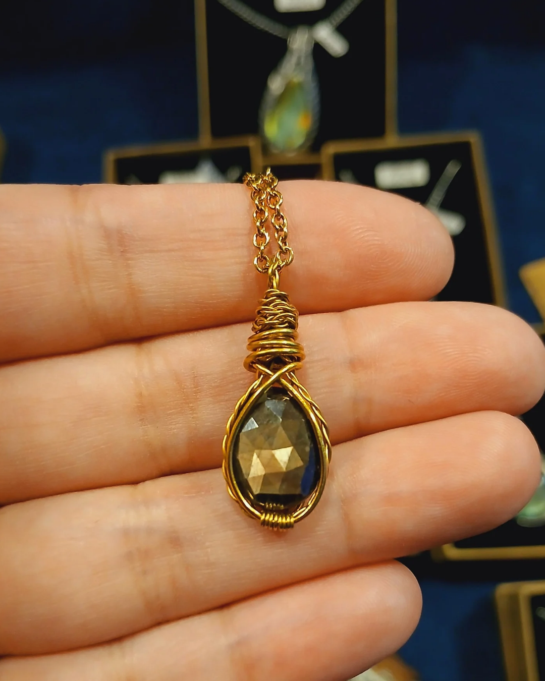 Colar "Classic Trançado" de Safira Castanha - Ouro 18K