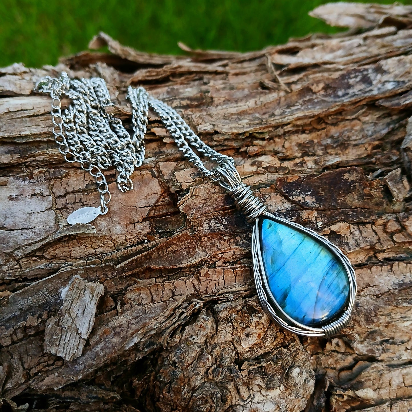 Colar "Forever One" de Labradorite multicolor - Coleção de Outono