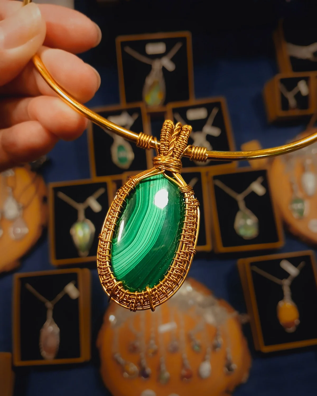 Choker de Malaquite - Ouro 18K