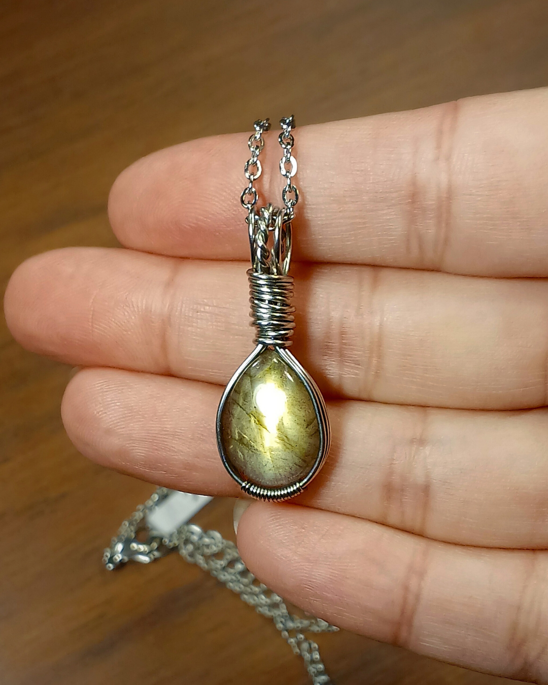 Colar "Forever" Labradorite Amarela