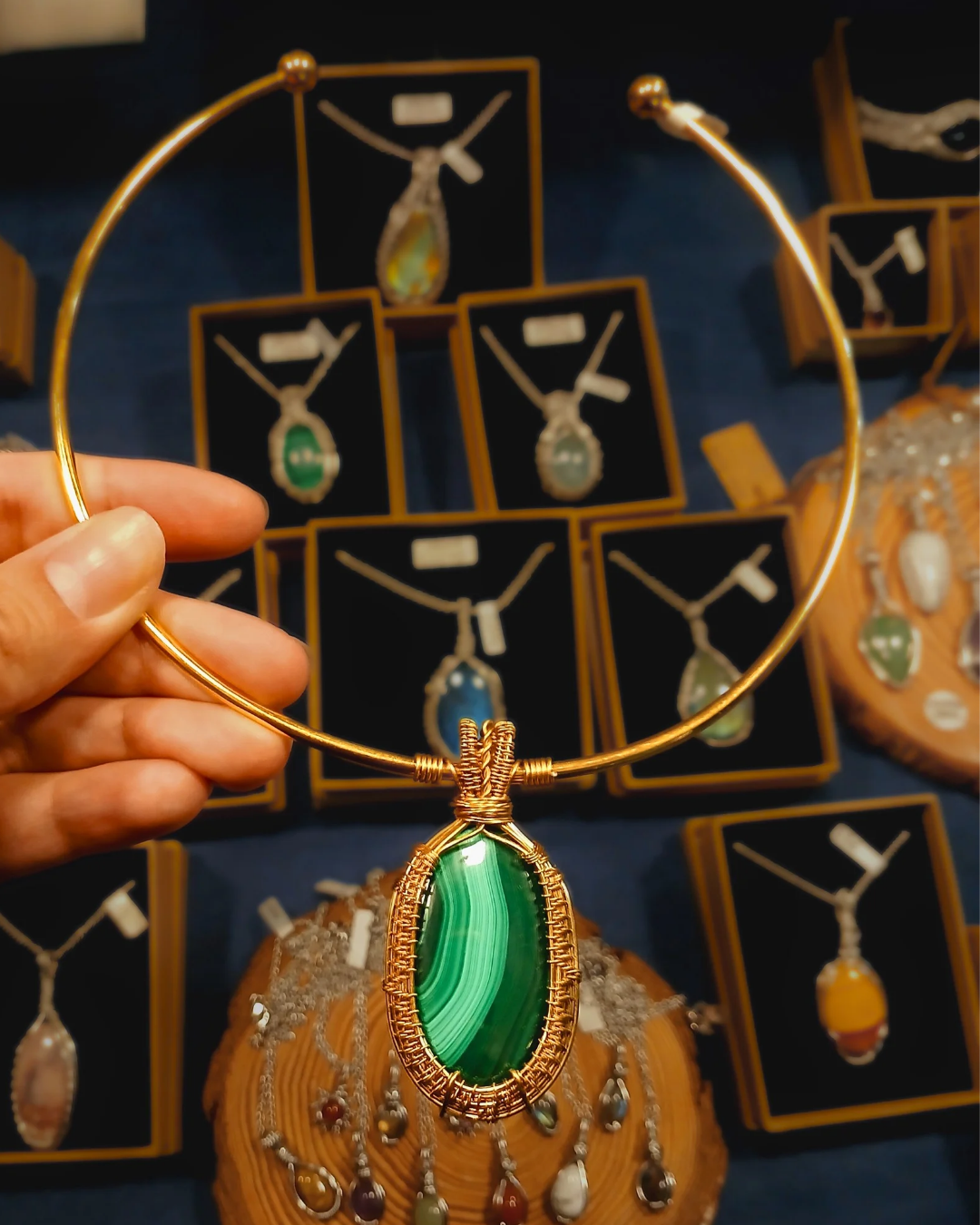 Choker de Malaquite - Ouro 18K