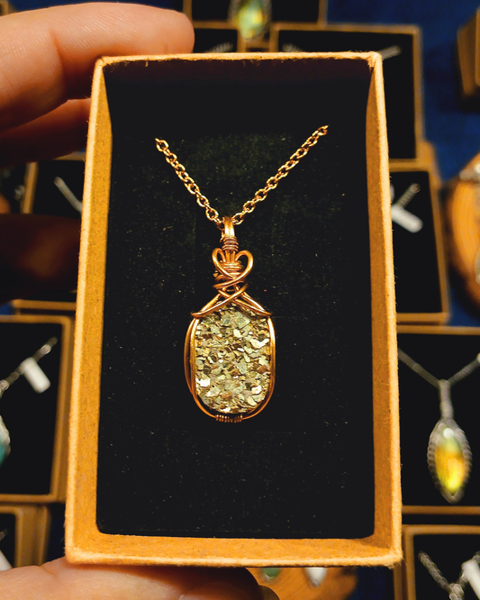 Colar "X" de Pirite em Bruto - Ouro 18K