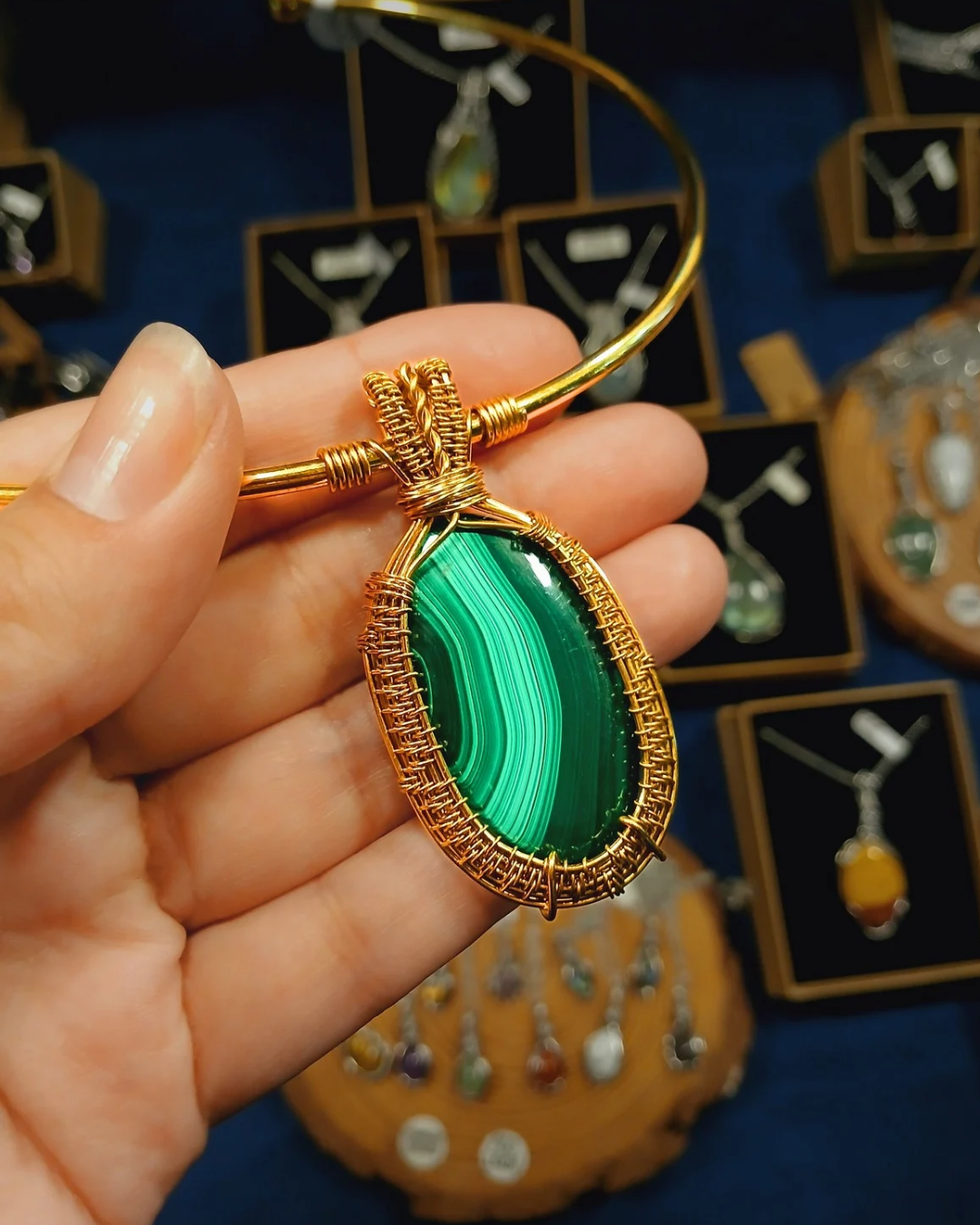 Choker de Malaquite - Ouro 18K