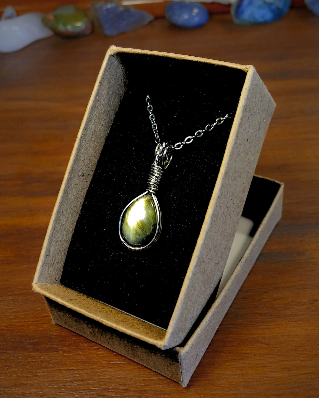 Colar "Forever" Labradorite Amarela