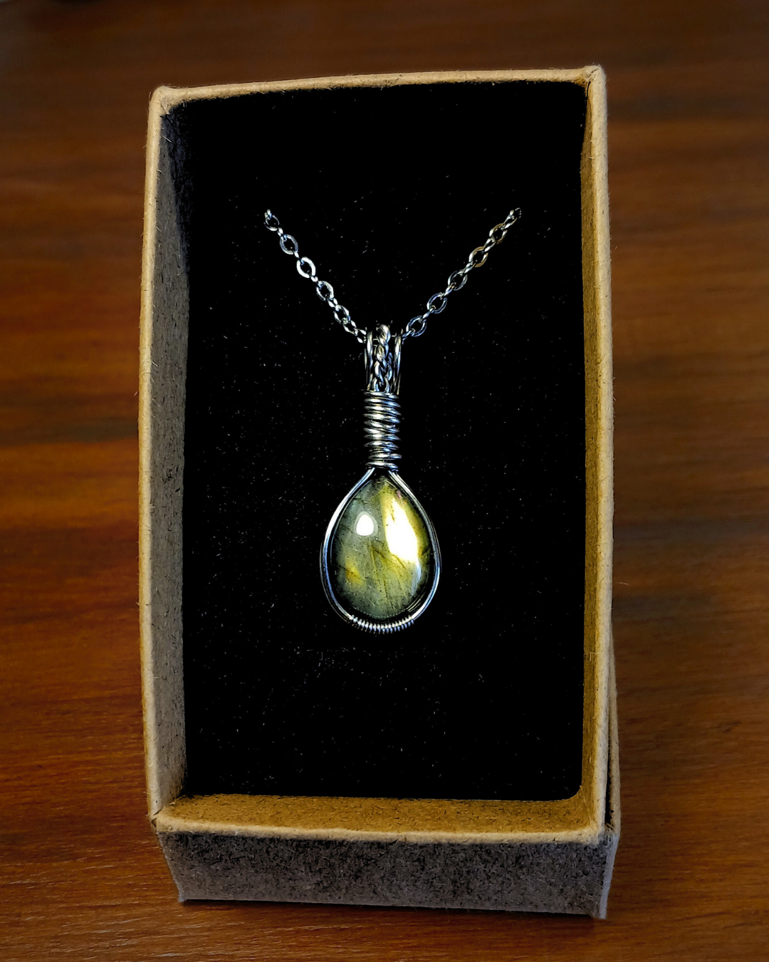 Colar "Forever" Labradorite Amarela